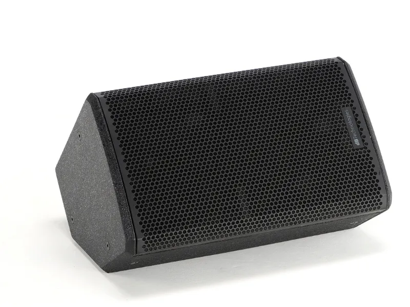 Loa dBTechnologies LVX P10