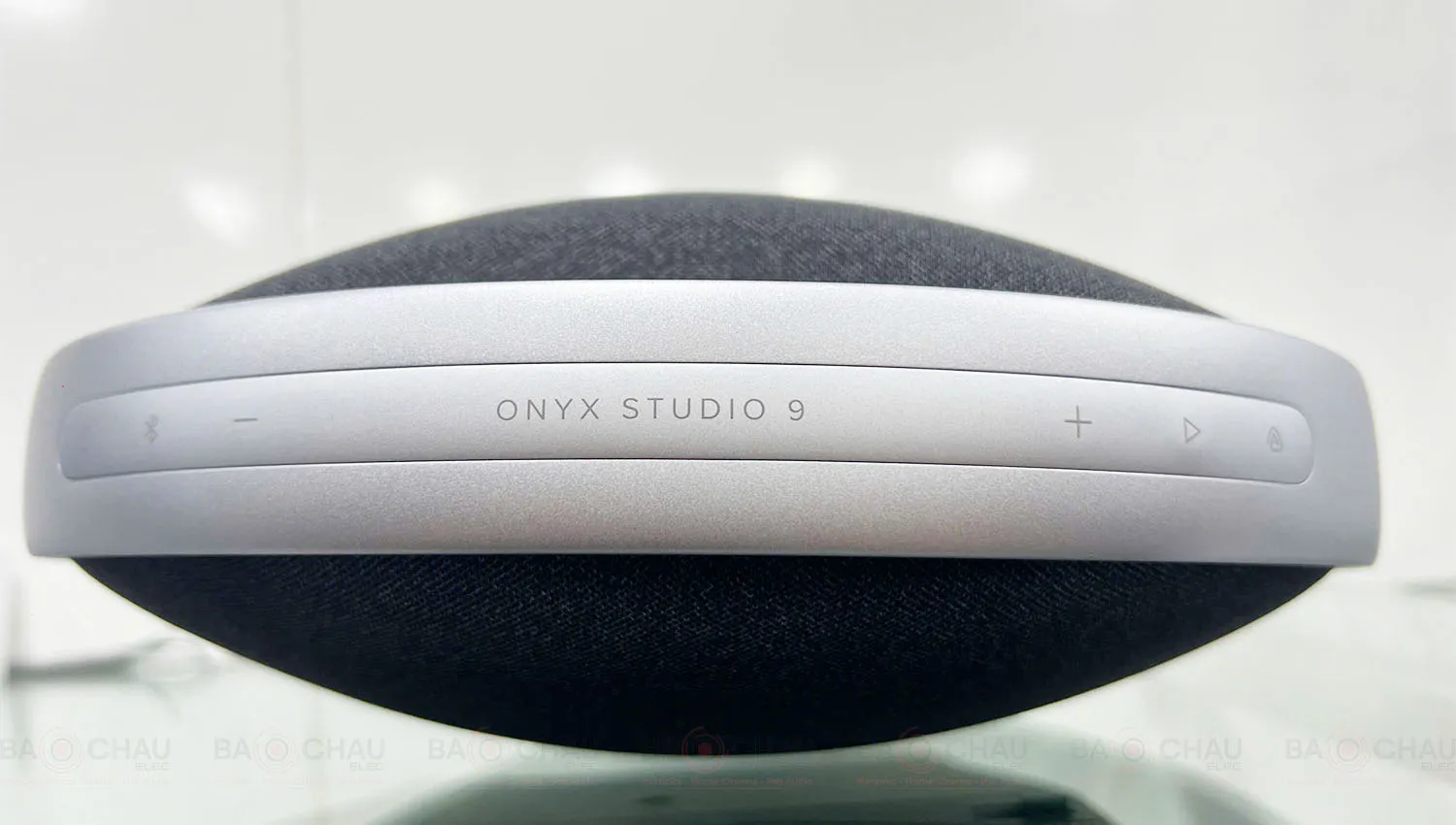 Loa Harman Kardon Onyx Studio 9