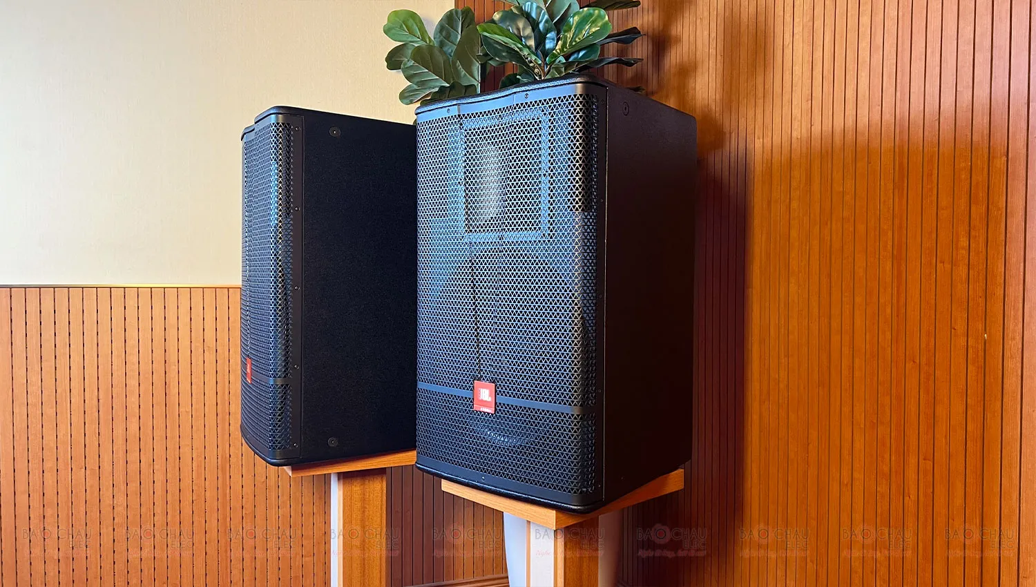 Loa Karaoke JBL CV1570 (Full Bass 40cm, Ba Sao)