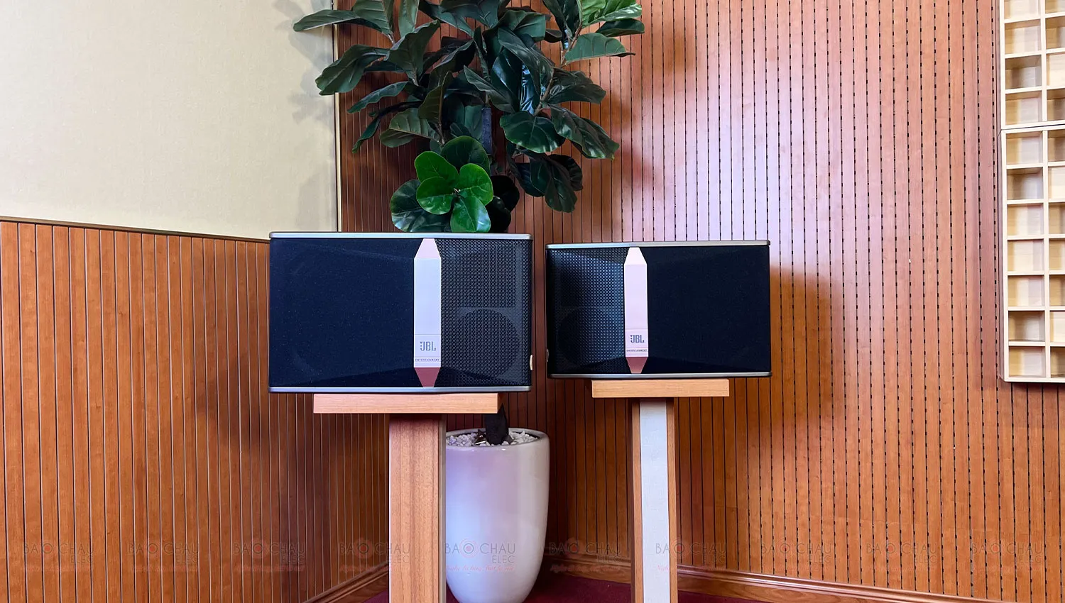 Loa Karaoke JBL Ki510 Ba Sao (Bass 25cm)