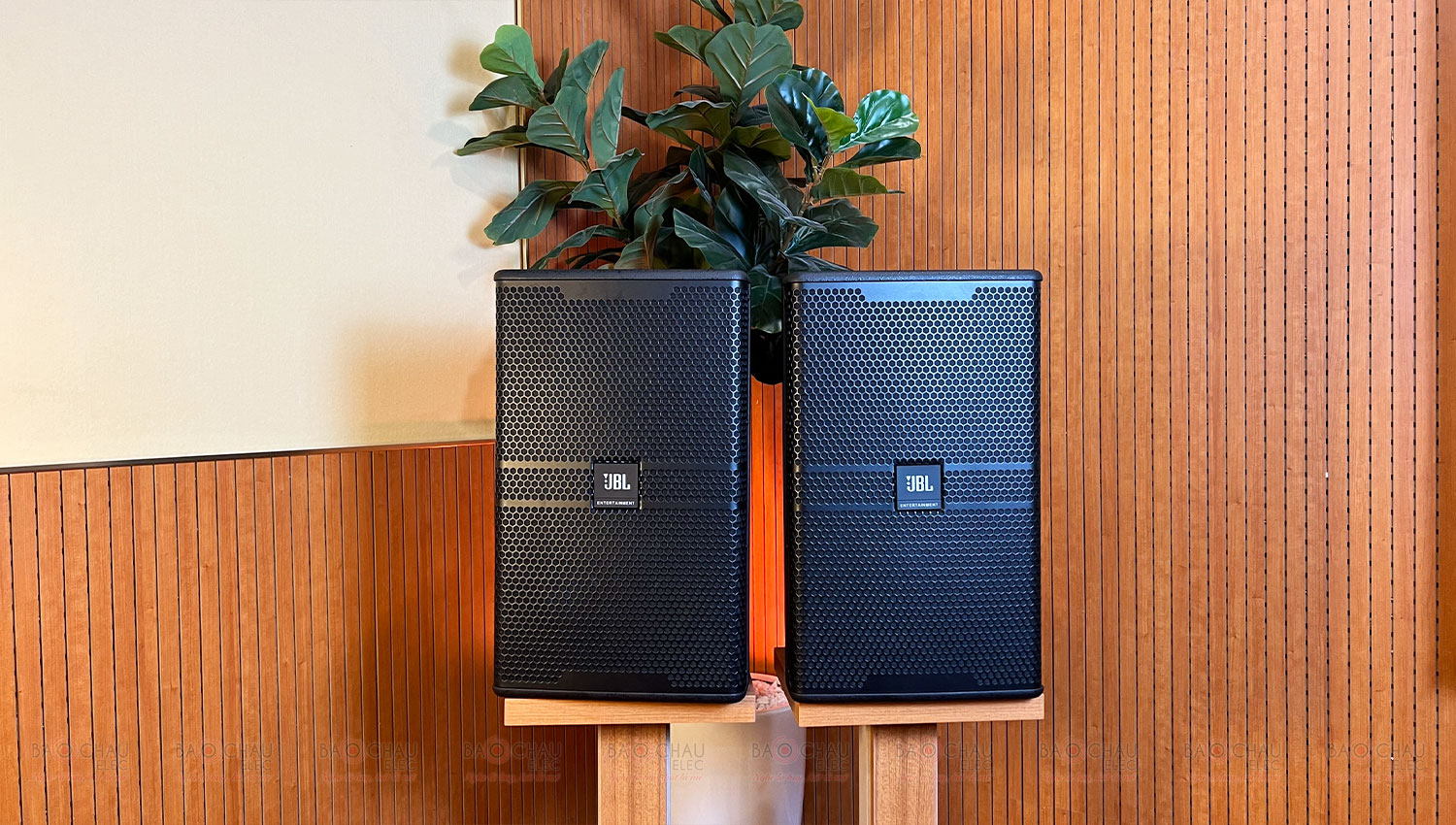 Loa JBL KP4010 G2 (Full Bass 25- Model Mới)