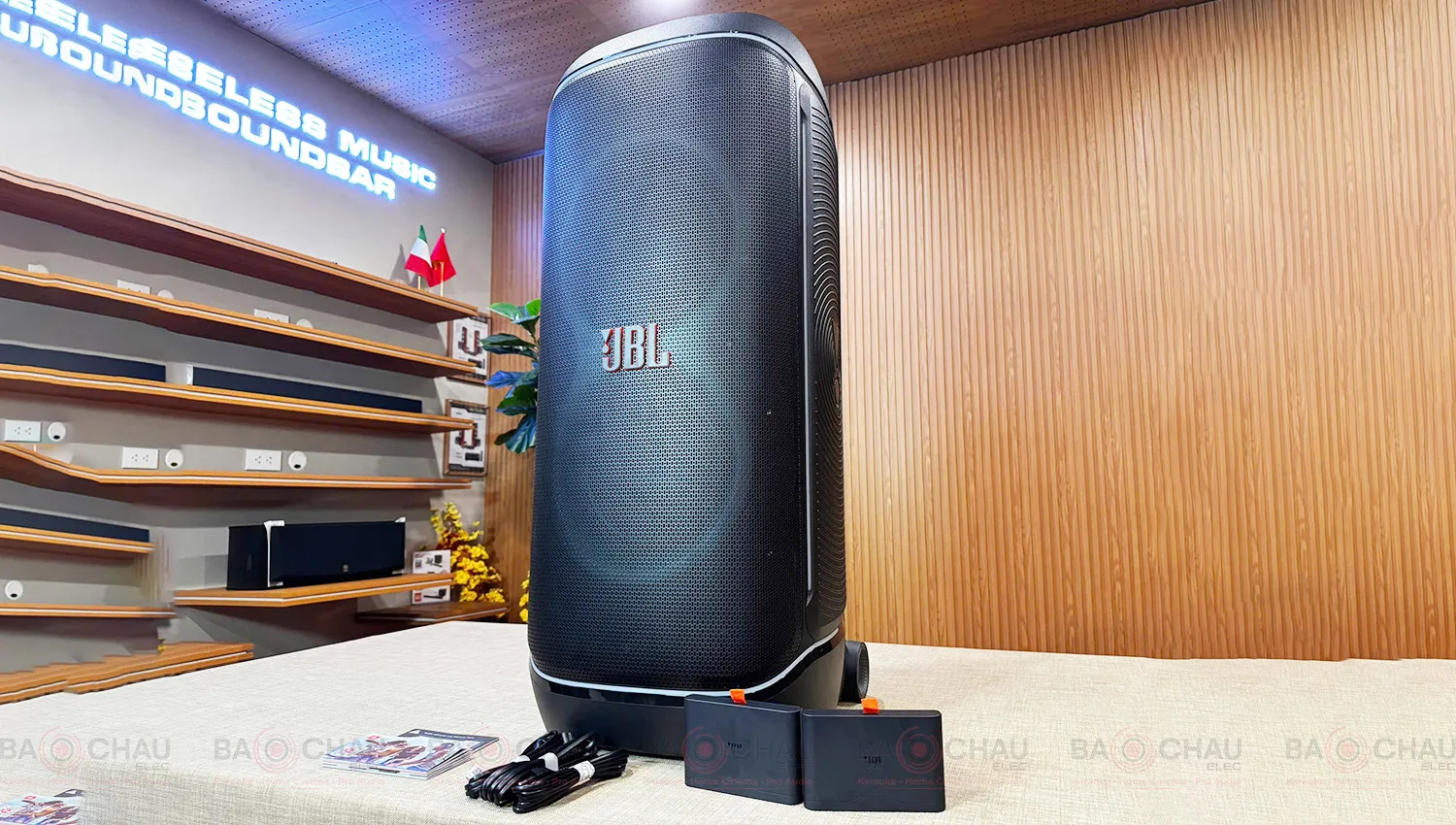 Loa JBL PartyBox 720