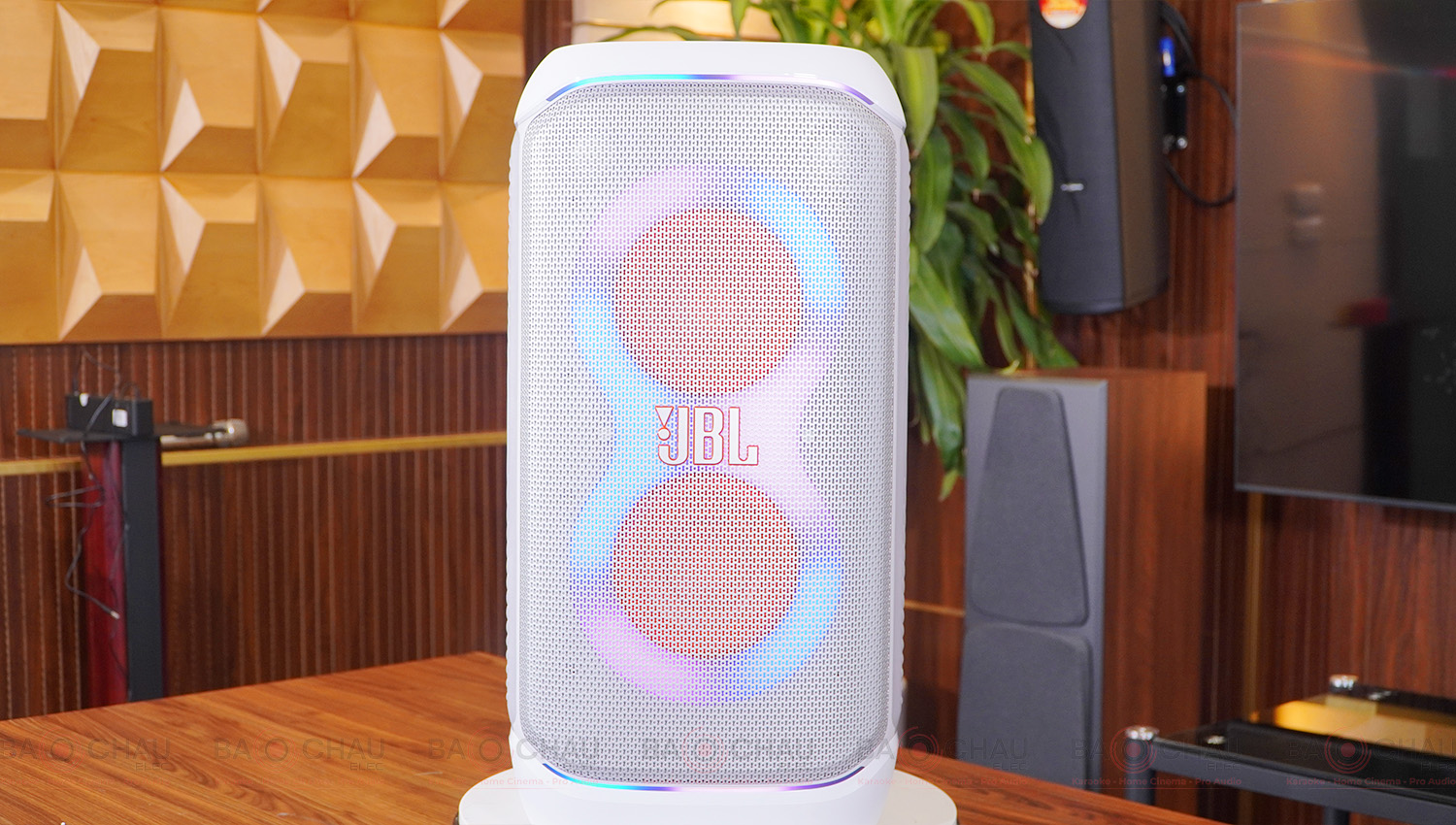 Loa JBL PartyBox Stage 320