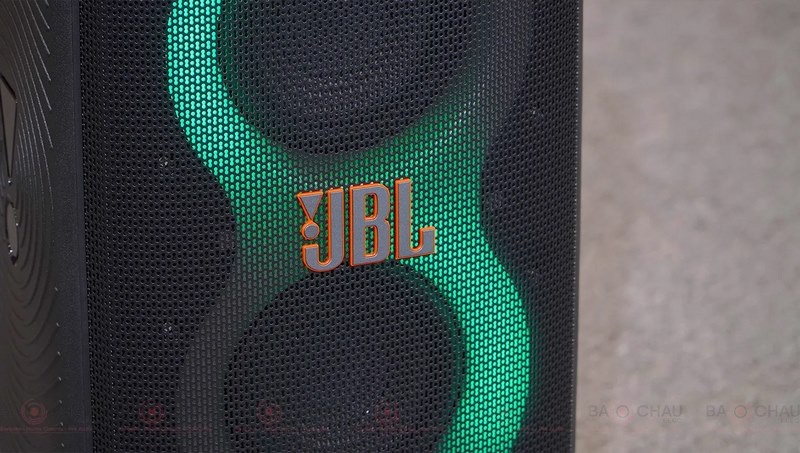 loa JBL Stage 320