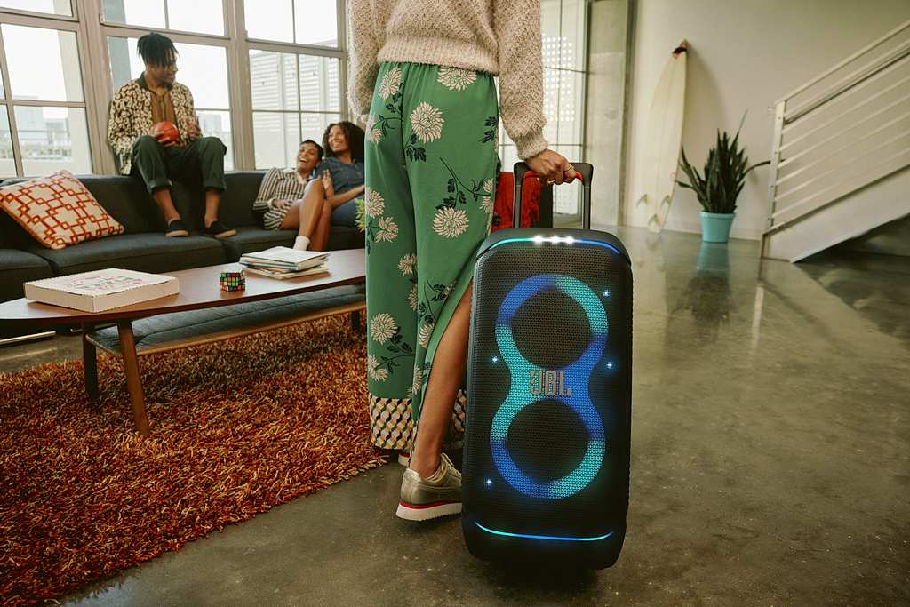 Loa JBL Partybox Stage 320