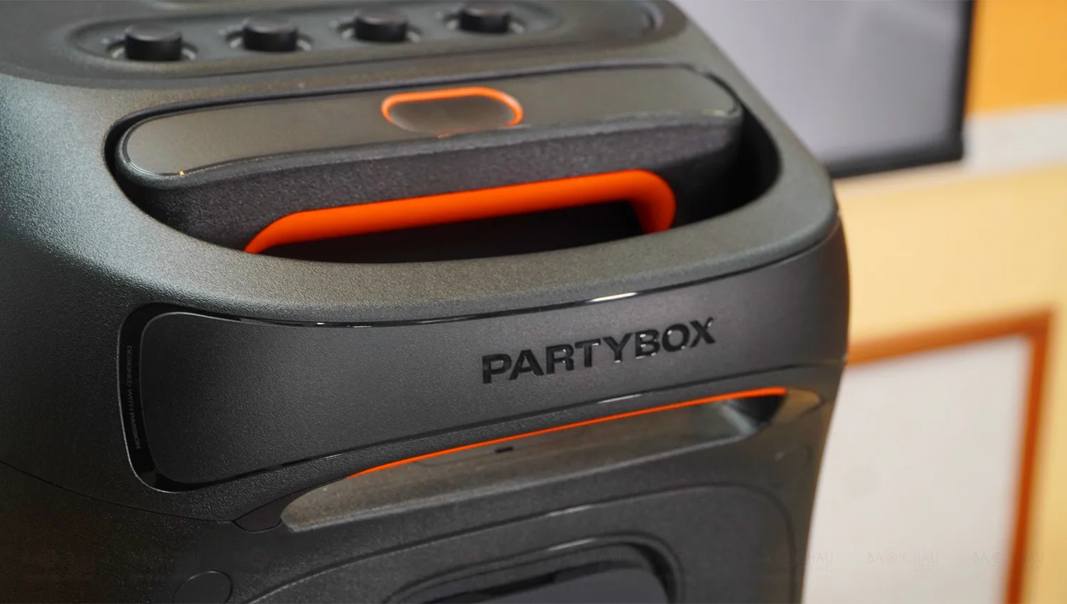 Loa JBL PartyBox Stage 320