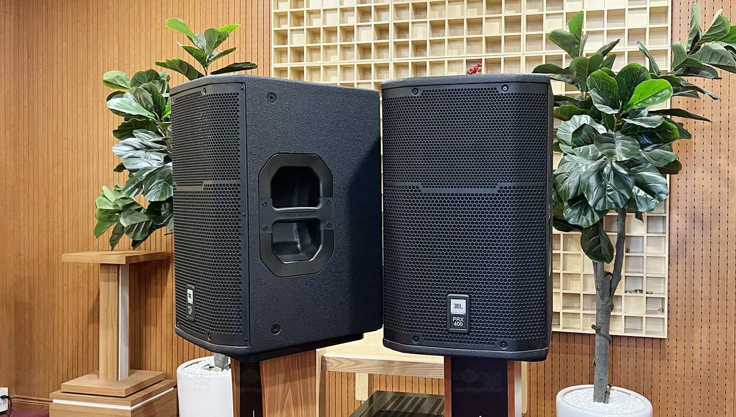 Loa JBL PRX 412M (Full Bass 30cm, 300W/1200W, SX: Mexico)