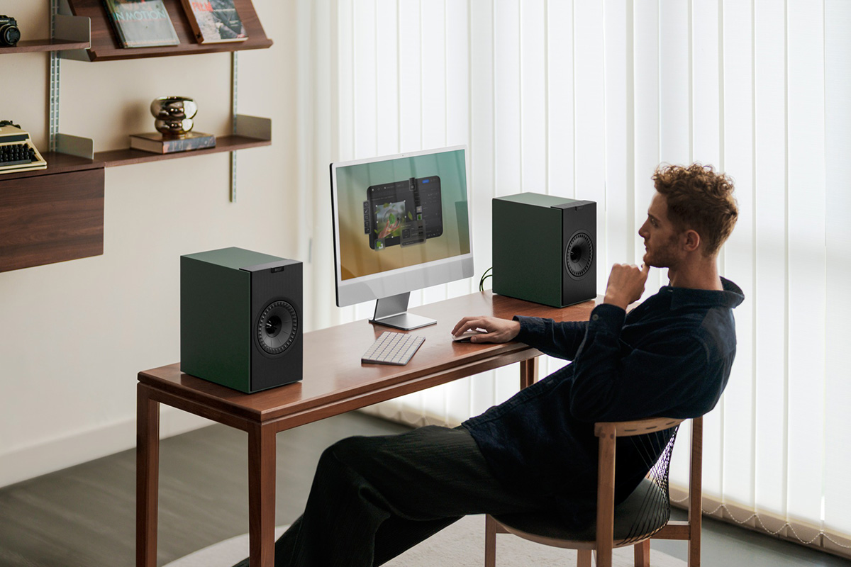  Loa KEF Coda W