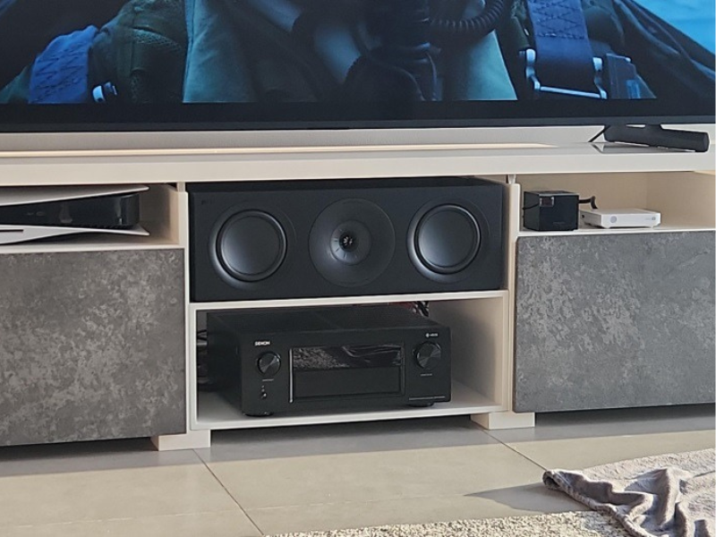 Loa KEF Q6 Meta