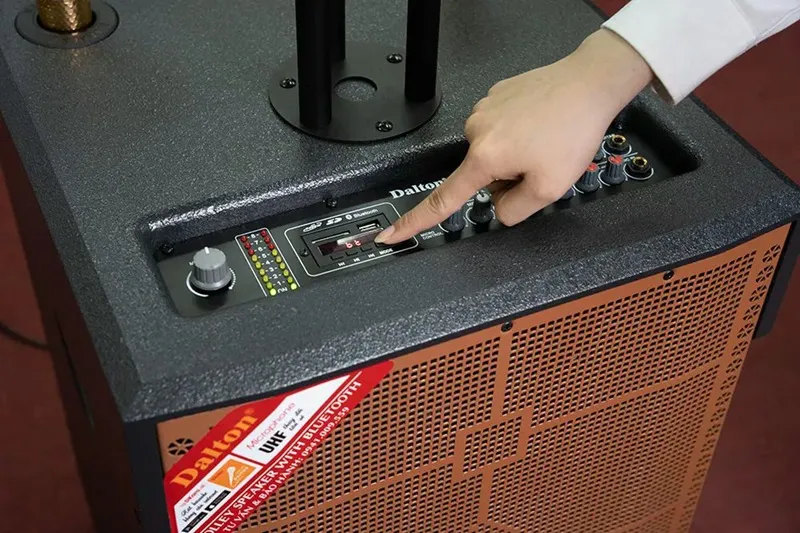 Loa nhạc sống Dalton LP-110F (Kèm sub Dalton LP-115SA)