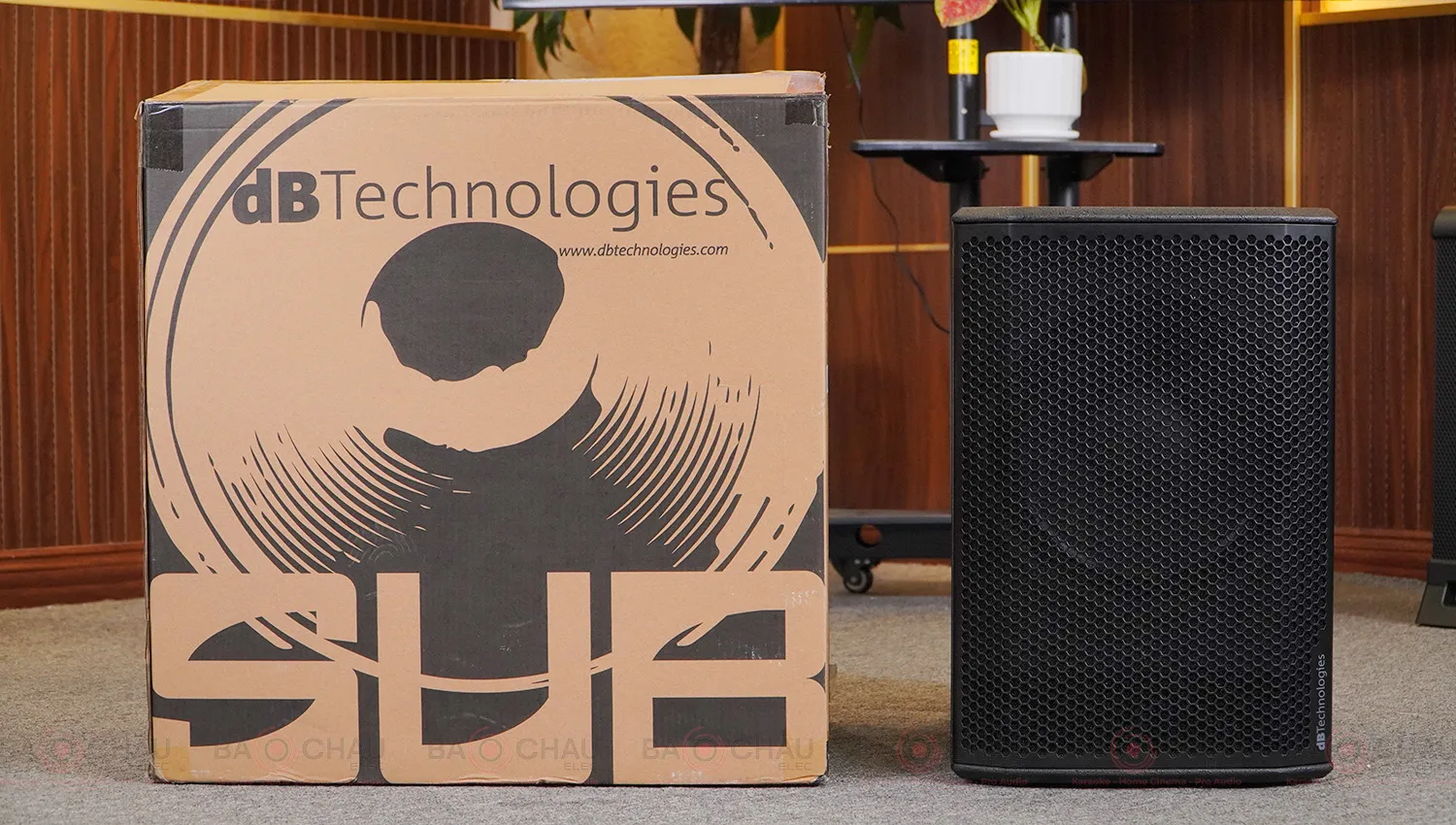 Loa sub điện dBTechnologies Sub 612