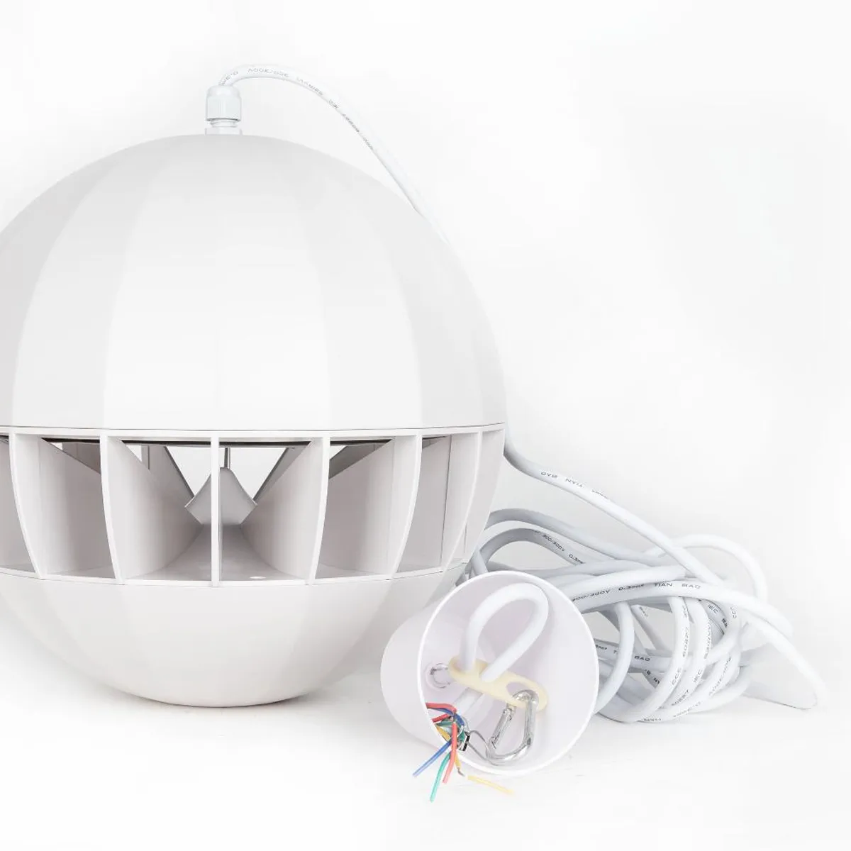 Loa treo tường RCF BS 8