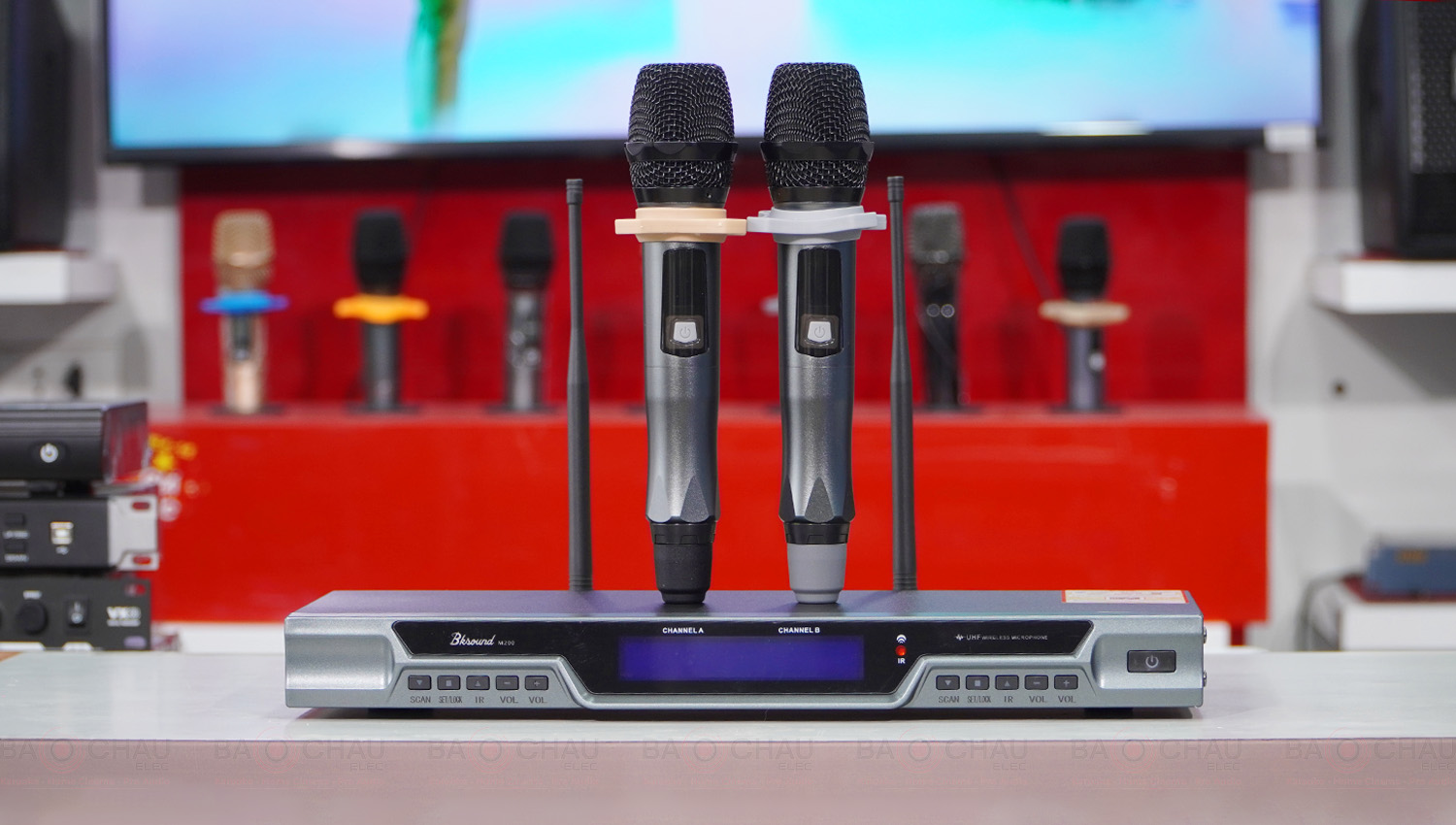 Micro không dây Bksound M200
