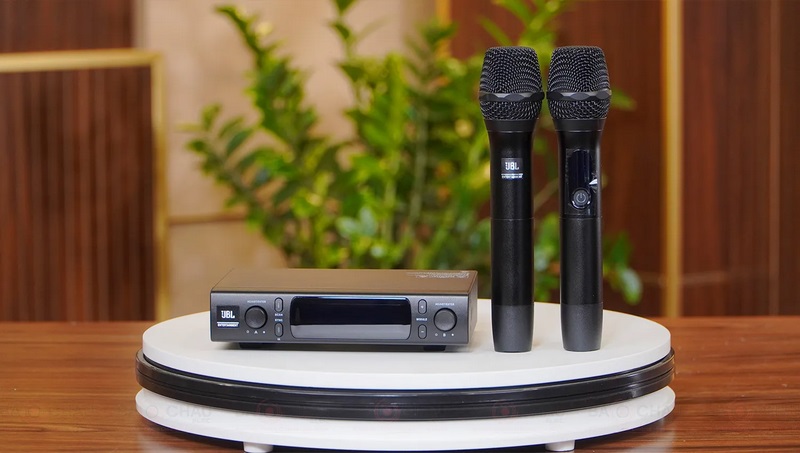 Micro kh&ocirc;ng d&acirc;y JBL VM300