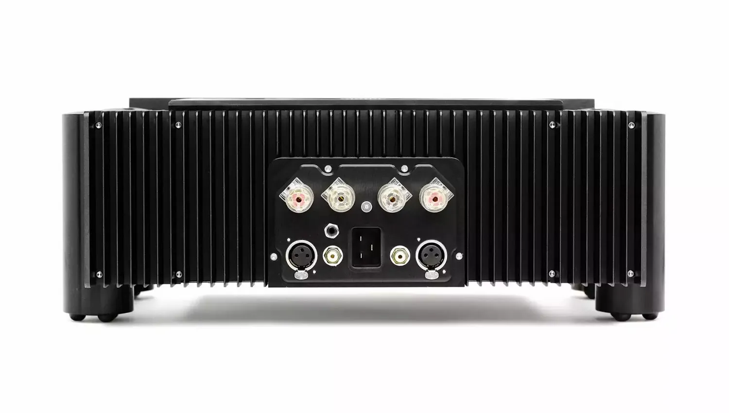 Mặt sau Power Amply Chord SPM 1050 MKII
