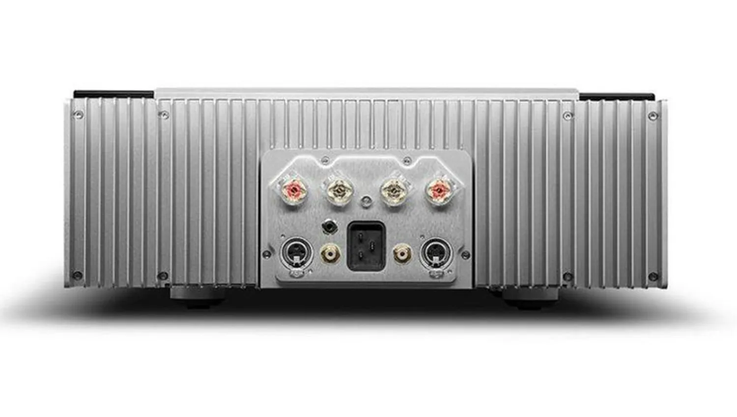 Mặt sau Power Amply Chord Ultima 2