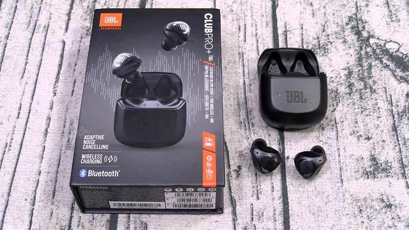 Tai nghe JBL Club Pro + TWS