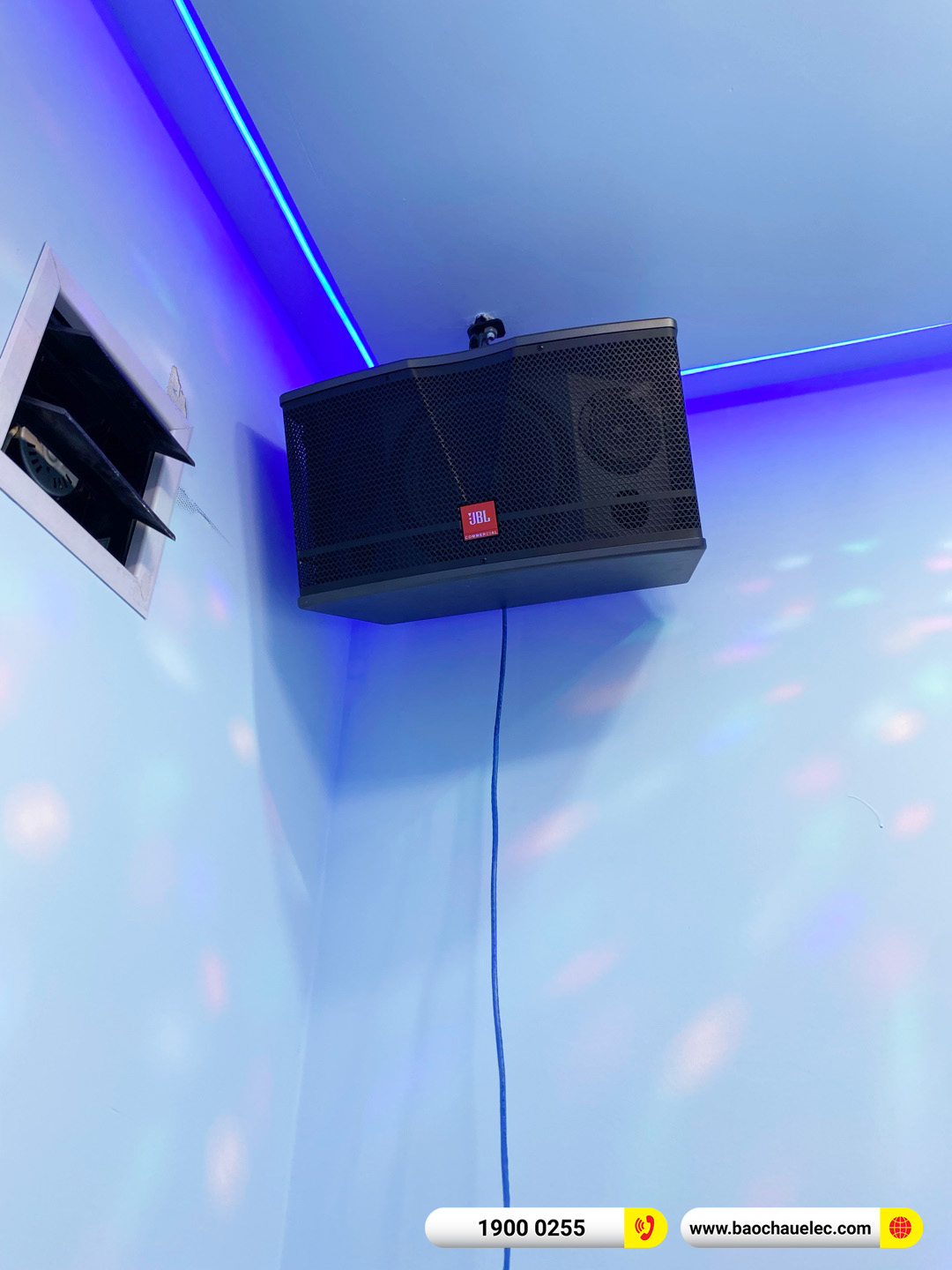 Lắp đặt 10 ph&ograve;ng karaoke box mini cho qu&aacute;n IKA Recording Studio tại H&agrave; Nội 
