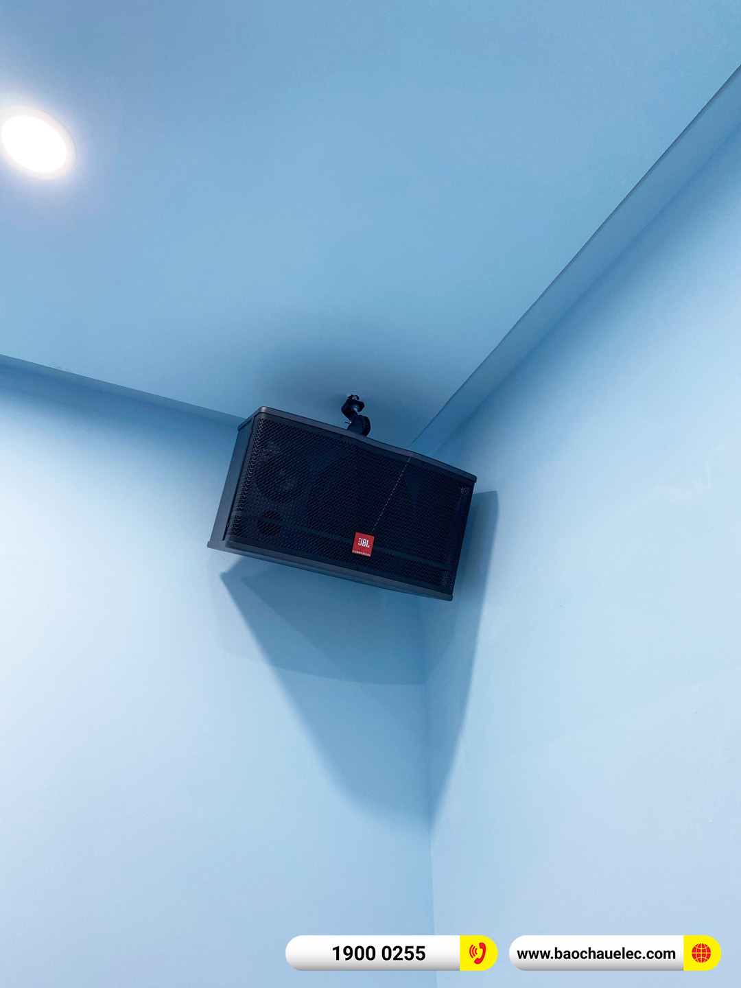 Lắp đặt 10 ph&ograve;ng karaoke box mini cho qu&aacute;n IKA Recording Studio tại H&agrave; Nội 