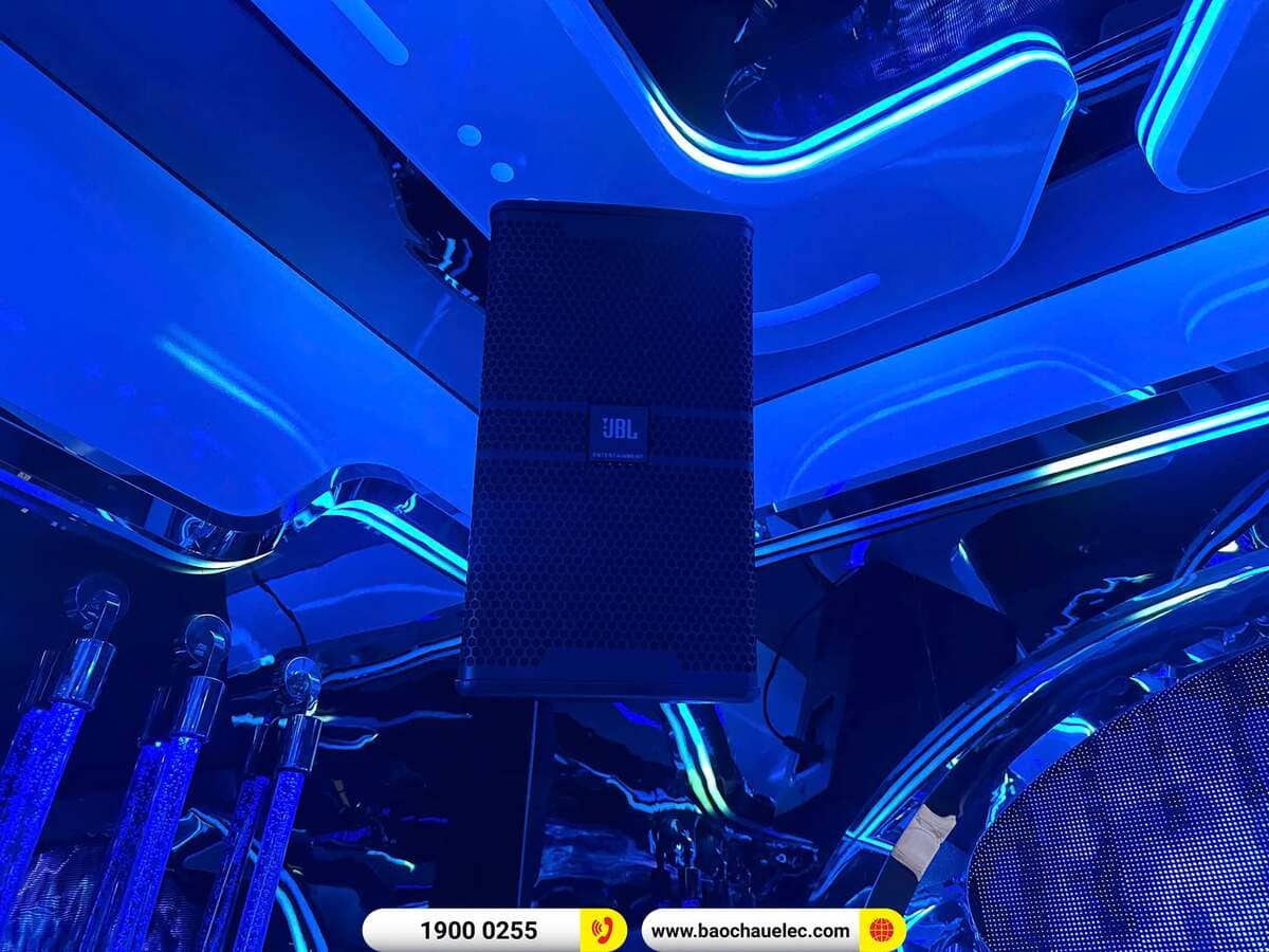 Lắp đặt 6 ph&ograve;ng h&aacute;t kinh doanh JBL hơn 800tr cho qu&aacute;n karaoke Sky tại H&agrave; Nội