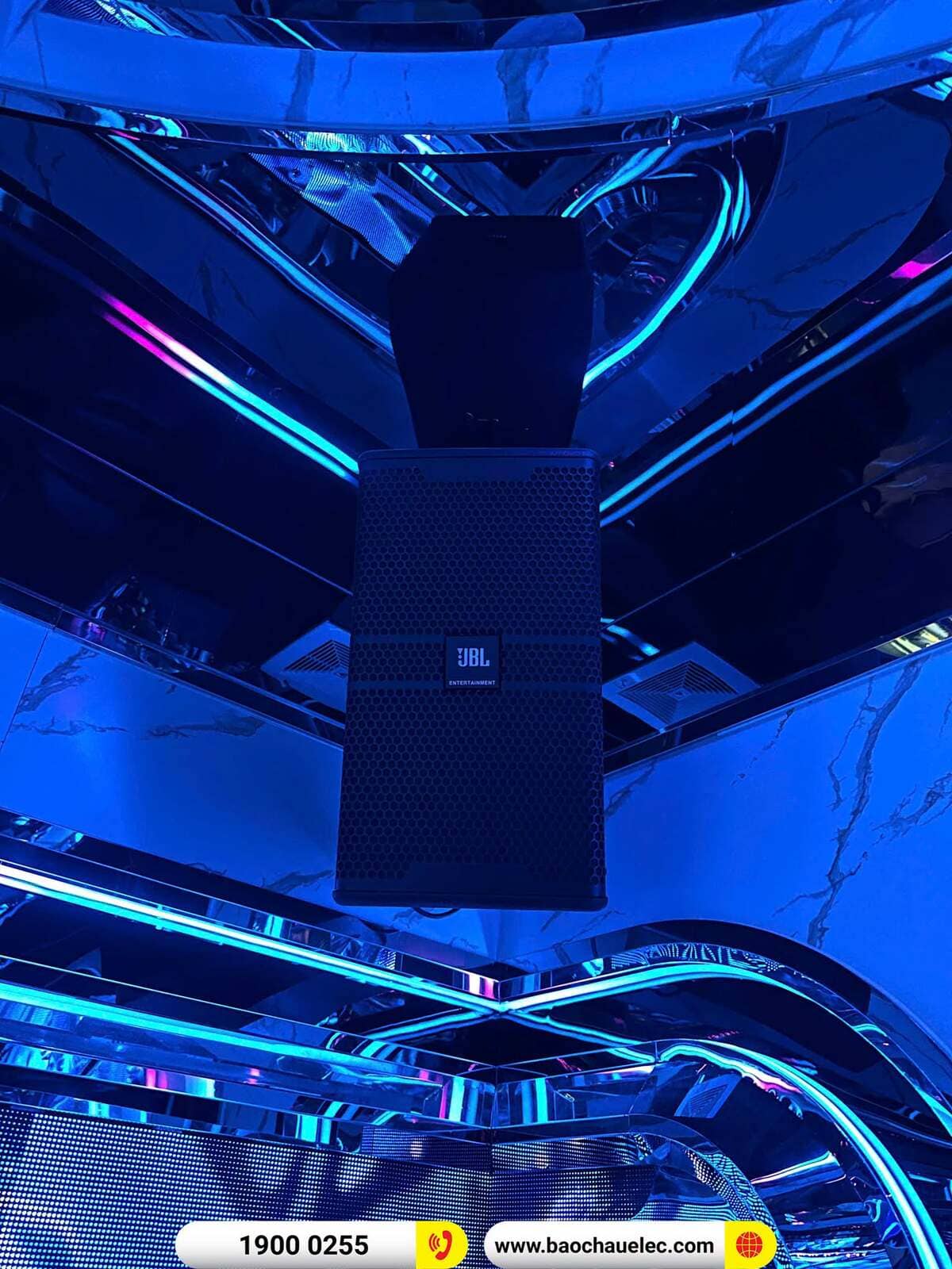 Lắp đặt 6 ph&ograve;ng h&aacute;t kinh doanh JBL hơn 800tr cho qu&aacute;n karaoke Sky tại H&agrave; Nội