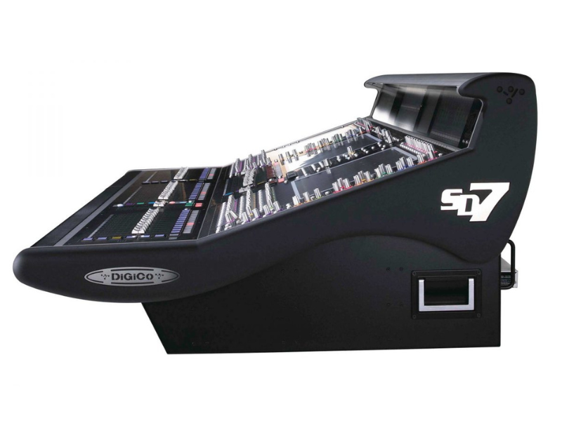 B&agrave;n mixer DiGiCo SD7B