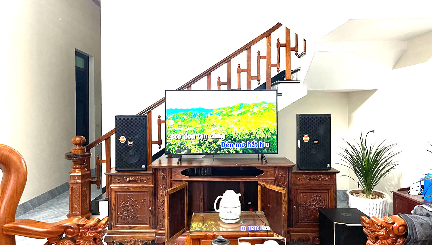 Dàn loa bmb 880se được Bảo Châu Elec lắp đặt và bàn giao cho khách hàng