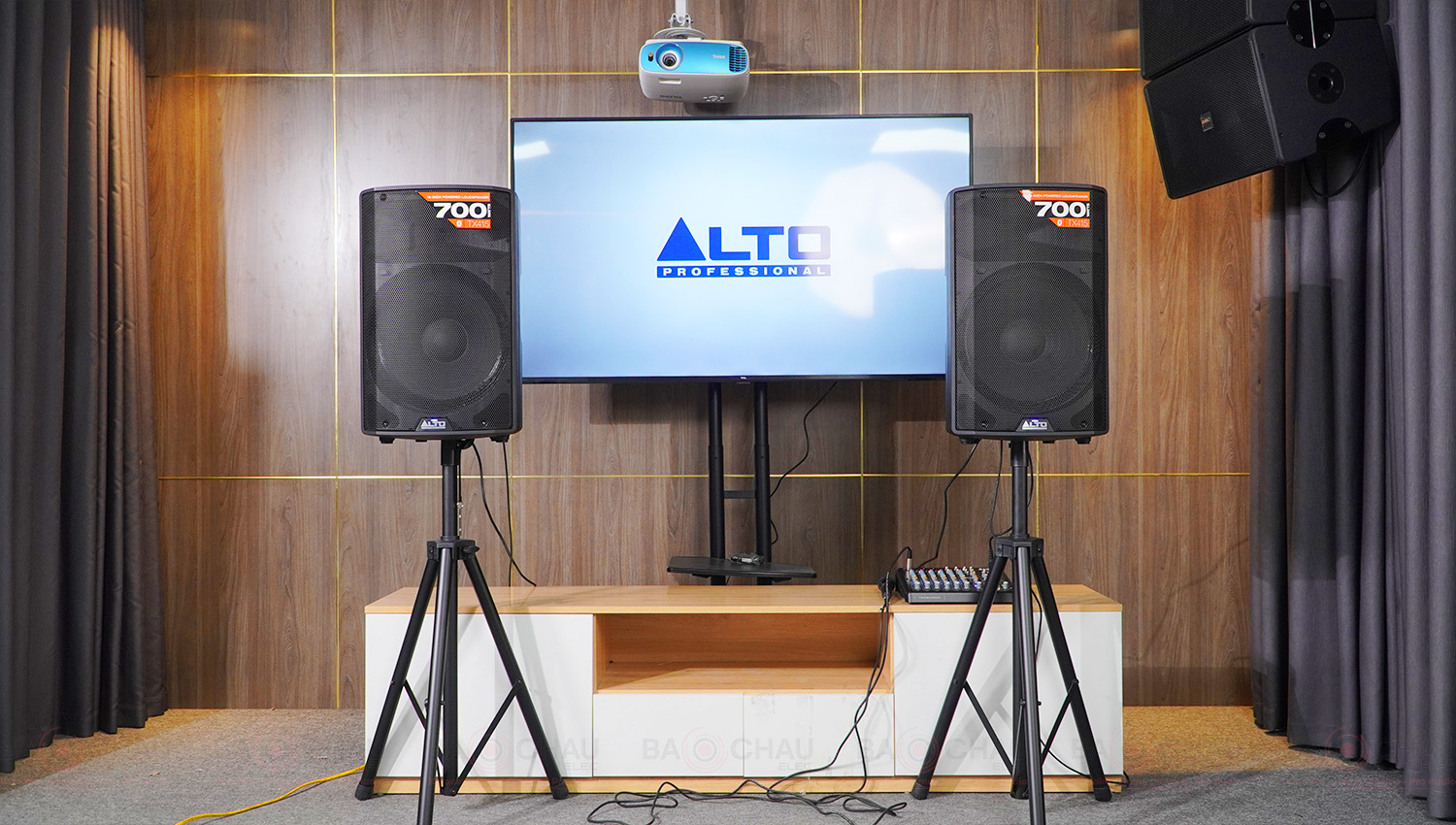 Loa Alto TX415 (Active, Bass 40, C&oacute; Bluetooth)