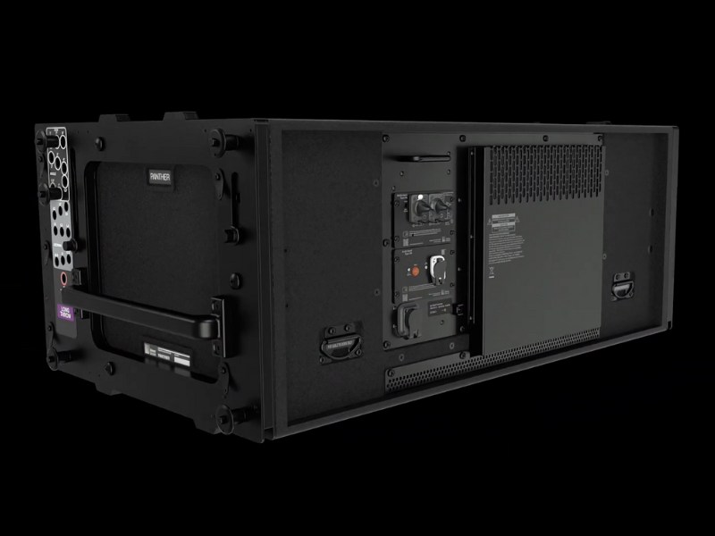 Loa array Meyer Sound Panther
