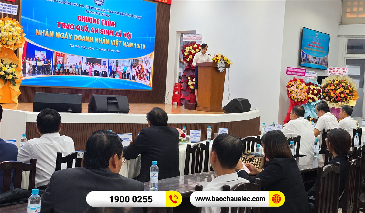 Tiết mục tr&ecirc;n s&acirc;n khấu v&agrave; hệ thống &acirc;m thanh