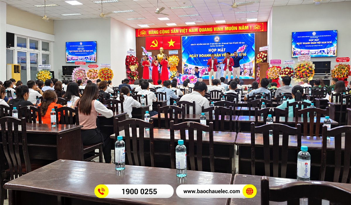 To&agrave;n cảnh hệ thống &acirc;m thanh v&agrave; s&acirc;n khấu tại T&acirc;n Thới Hiệp