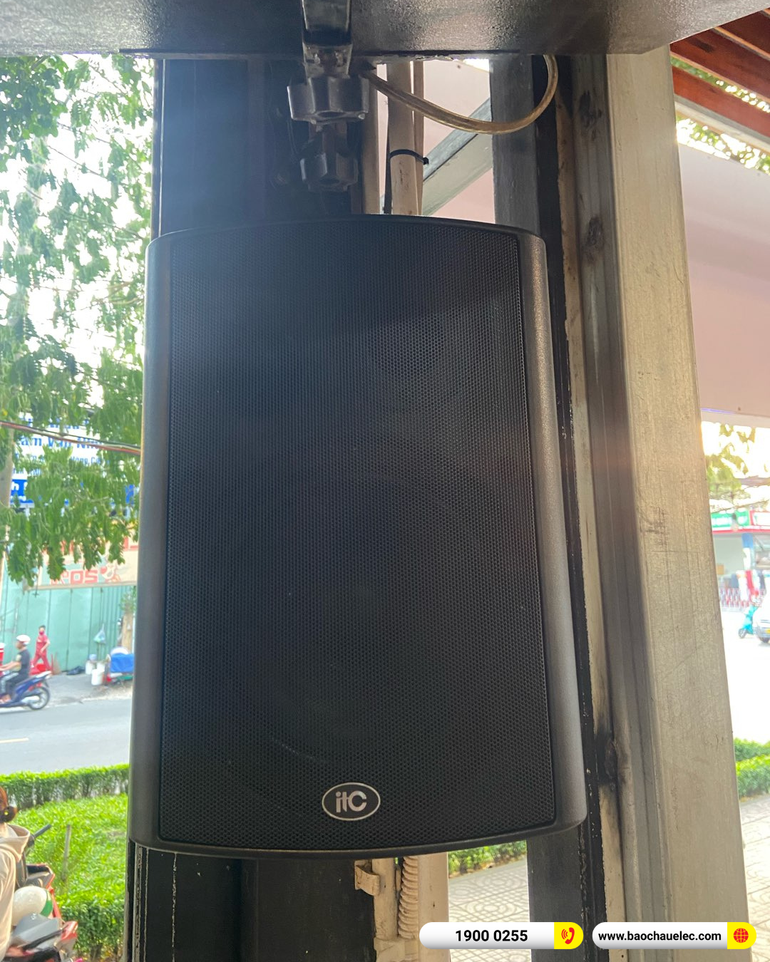 Lắp đặt &acirc;m thanh nhạc nền ITC cho qu&aacute;n cafe Napoly Coffee Milk & Tea tại TP HCM
