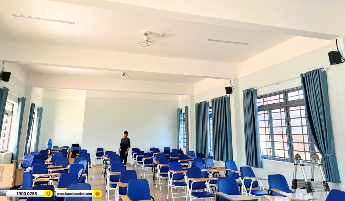 Lắp đặt hệ thống &acirc;m thanh ph&ograve;ng họp, hội thảo ITC cho Trường THCS - THPT Tư Thục Trương Vĩnh K&yacute; tại Đắk N&ocirc;ng