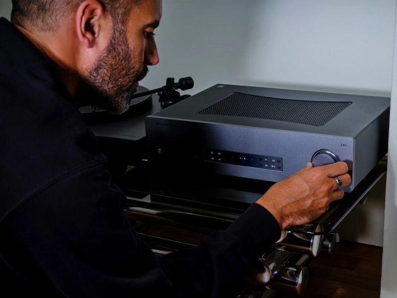 Amply T&iacute;ch Hợp Cambridge Audio CXA81 MKII