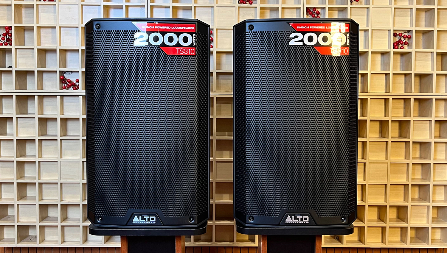 Loa Alto TS310 thực tế