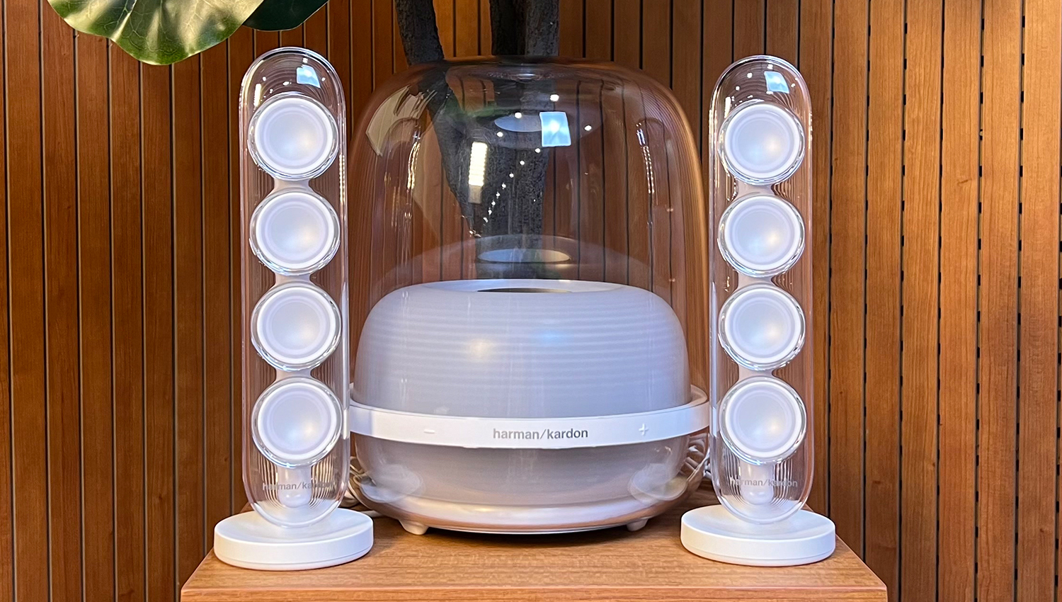 Loa Harman Kardon Soundsticks 4 White