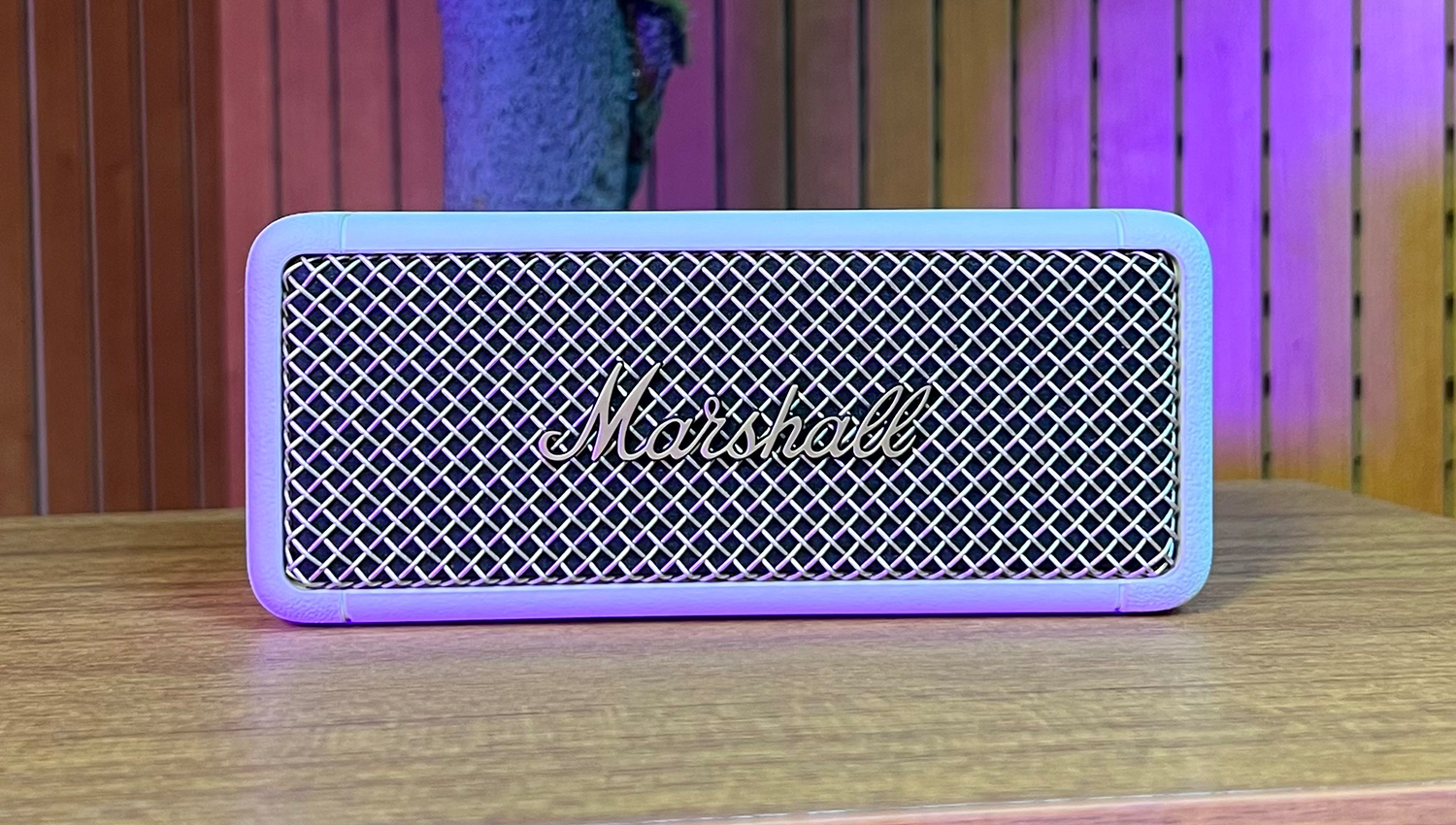 Loa Marshall Emberton 2