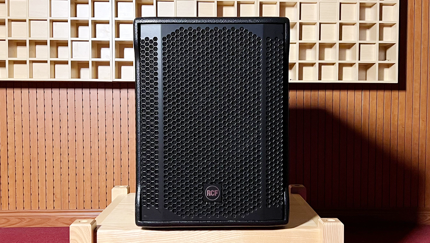 Loa Sub Điện RCF 702AS II