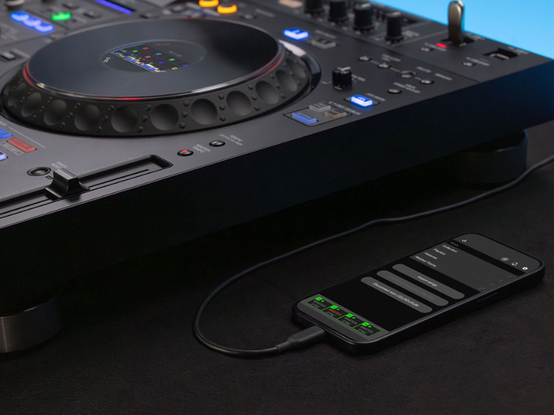 B&agrave;n DJ AlphaTheta XDJ-AZ