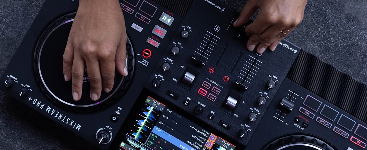 B&agrave;n DJ Numark Mixstream PRO+