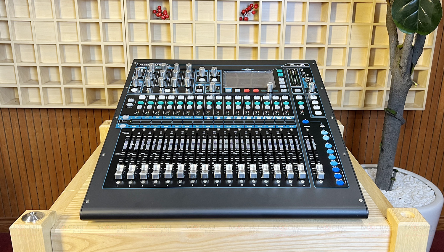 Mixer Allen & Heath Qu-16 Chrome