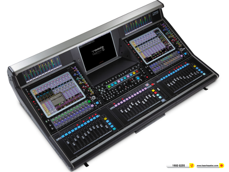B&agrave;n mixer DiGiCo Quantum 5B