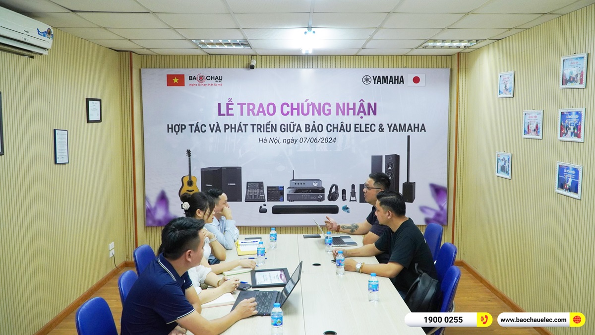 Bảo Ch&acirc;u Elec nhận giấy chứng nhận hợp t&aacute;c v&agrave; ph&aacute;t triển của Yamaha