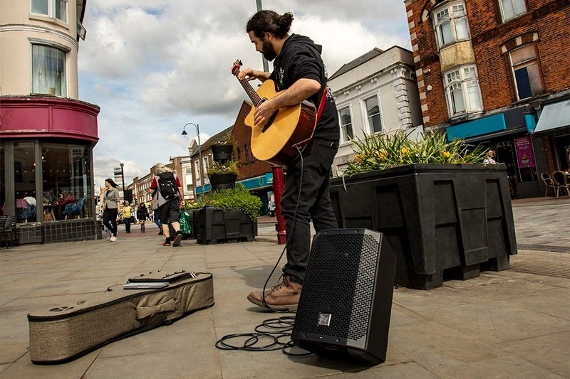 C&aacute;ch kết nối guitar với loa k&eacute;o