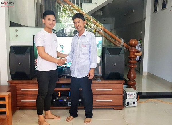 Bộ dàn karaoke cao cấp của gia đình anh Tùng tại Đà Nẵng