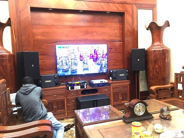 Bộ dàn karaoke cao cấp của gia đình cô Diệp, ở Ngô Quyền - Hải Phòng