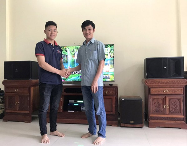 Bộ dàn karaoke Hay của gia đình Anh Đức tại Sơn Trà, Đà Nẵng