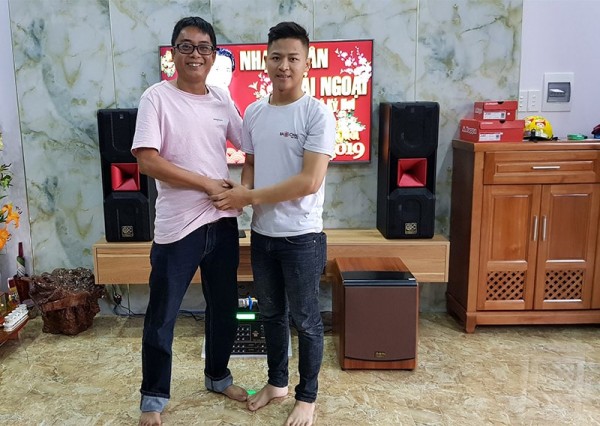 Bộ dàn karaoke hay của gia đình chị Hằng, sống tại Cẩm Lệ Đà Nẵng (BIK BP-S35, BW 604 No8, 506 Gold Limited, BCE UGX12)