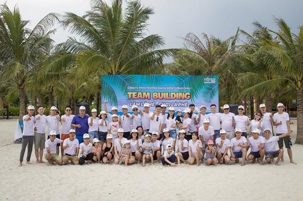 Cháy hết mình - Team Building 2018– Làm là Mê, Chơi là Phê