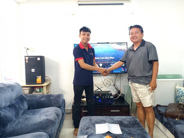 Dàn karaoke cao cấp của gia đình chú Nghiệp sống tại Q. Phú Nhuận, HCM